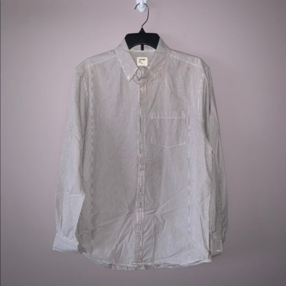 Gray and white striped Old Navy size large men's dress shirt